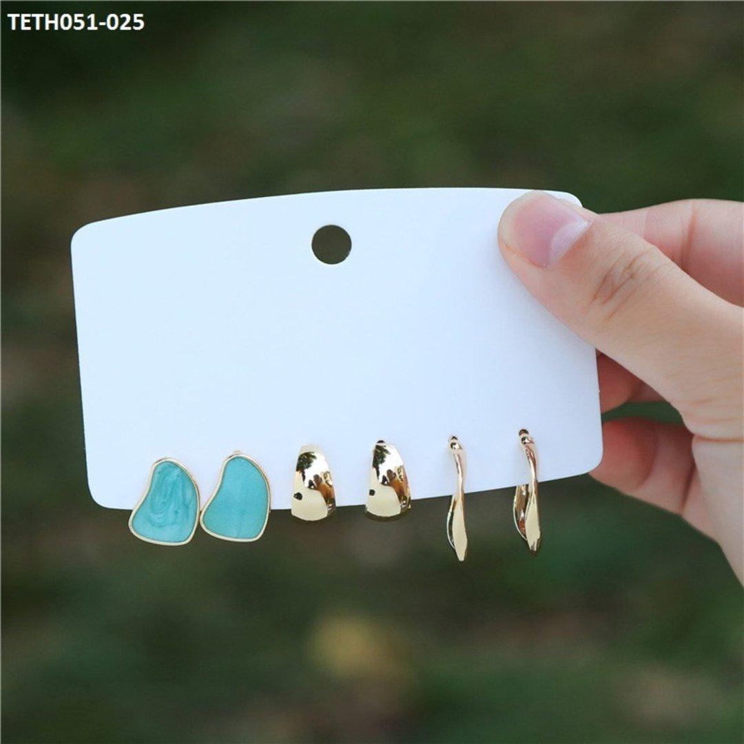 TETH051 CCO Imp Ear Tops