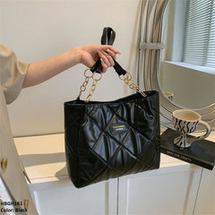 HBGH161 BBM Large Plain Leather Bag