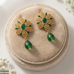 PEDH00165 FRN Oval/Leaf Pearl Drop Earrings - PEDH