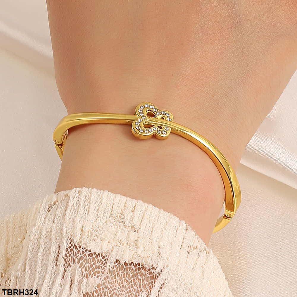 TBRH324 QWN Butterfly Bracelet Openale