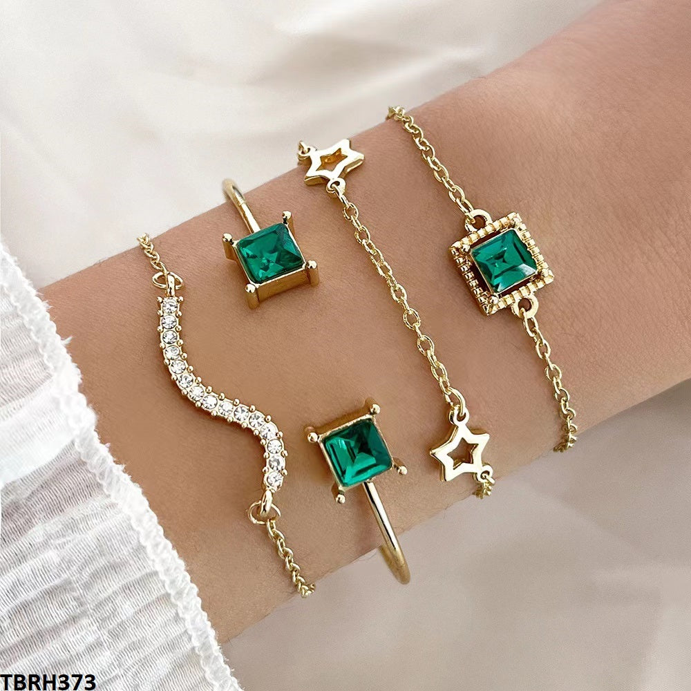 TBRH373 YYE Square/Star Bracelet Set