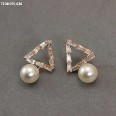 TEDH095 GJH Earrings pair