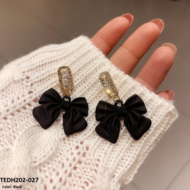 TEDH202 YQG Tai Drop Earrings