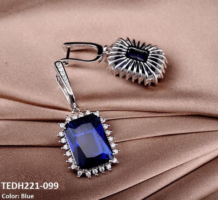 TEDH221 KRL Tear Square Earrings Pair