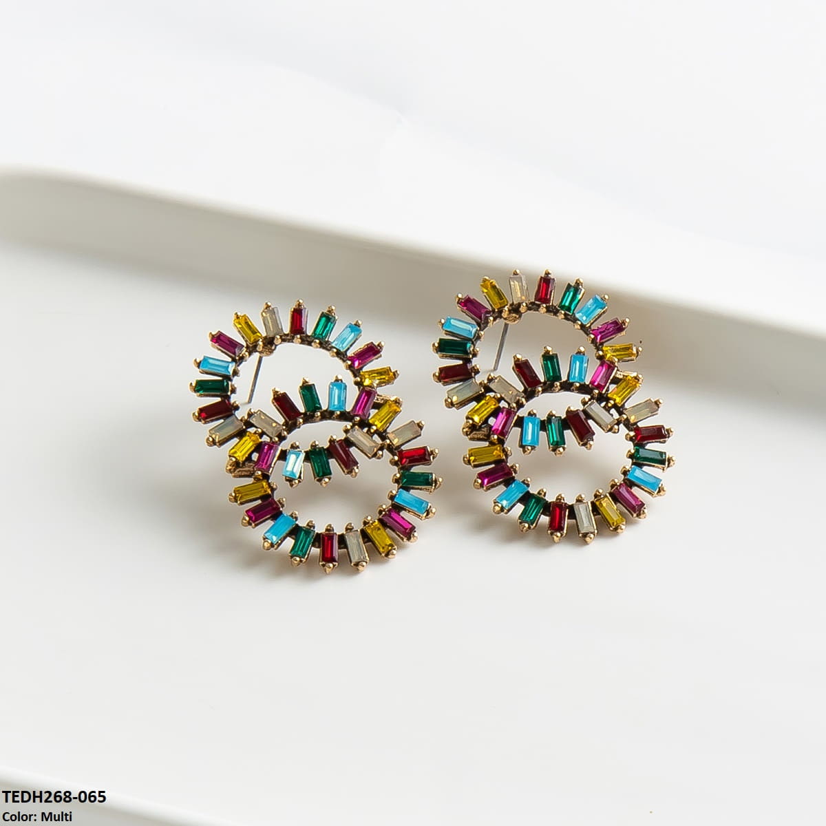 TEDH268 KSU Imp Earrings Pair