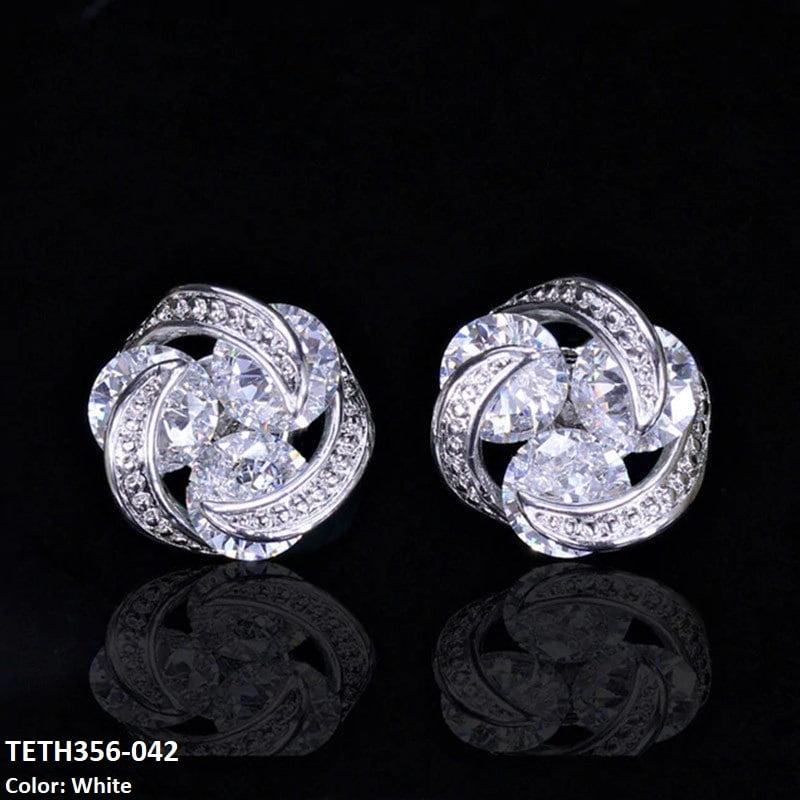 TETH356 CSH 3 balls Flower Stud Tops Pair