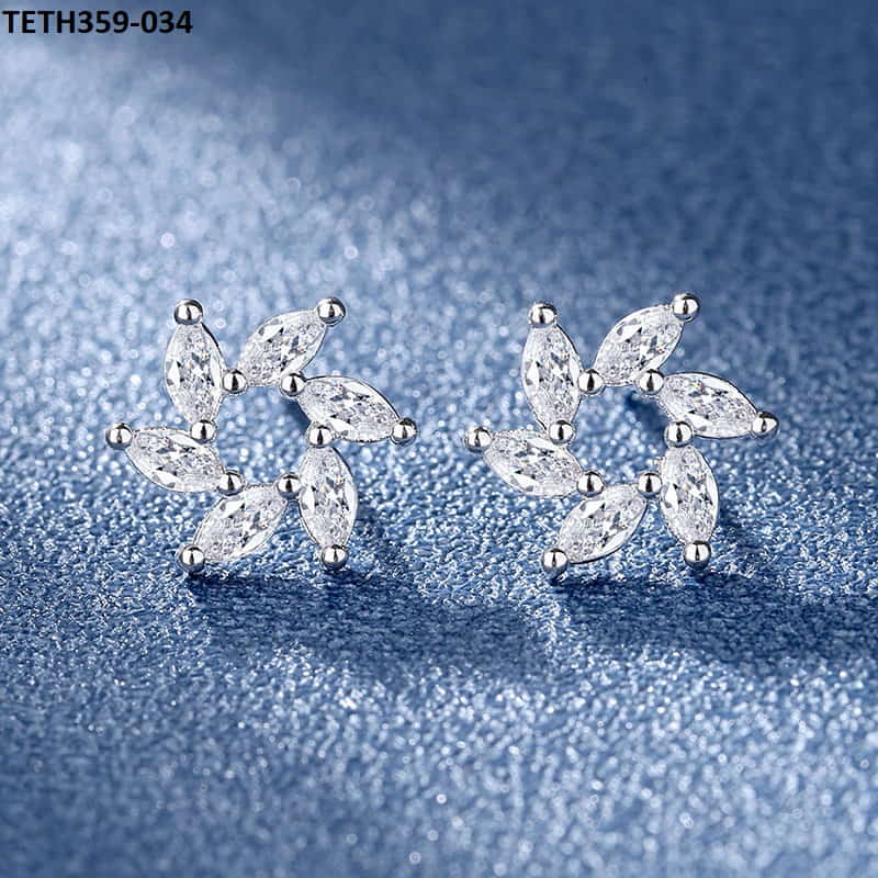 TETH359 BLX Pear Flower Stud Tops Pair