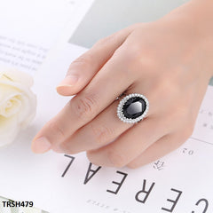 TRSH479 YLE Oval Ring